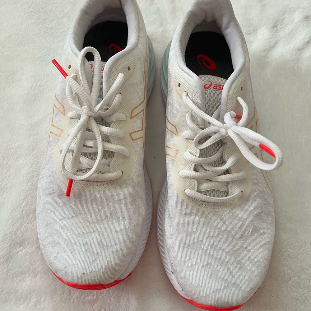 ASICS White and Red Athletic Shoes